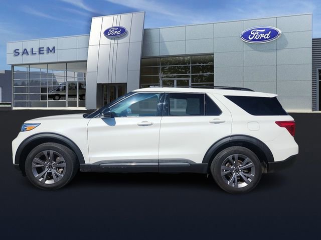 Certified 2023 Ford Explorer XLT w/ Equipment Group 202A AWD/4WD image 5