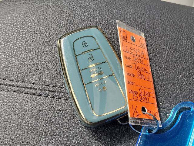 Used 2021 Toyota RAV4 XLE Premium FWD image 35