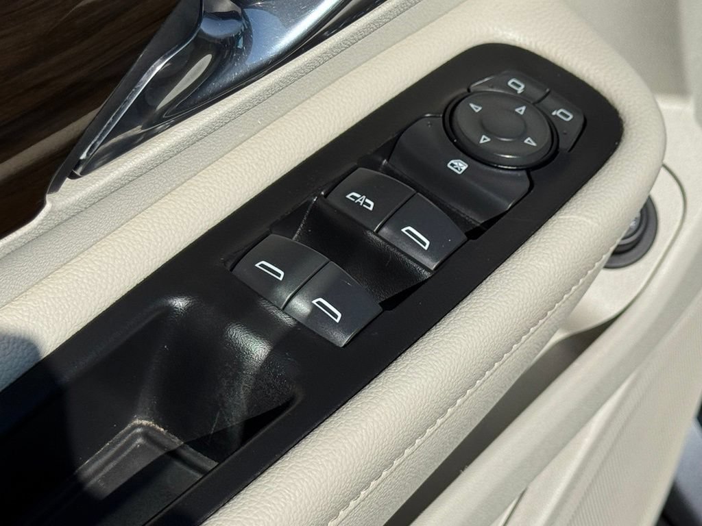 Used 2019 GMC Terrain Denali AWD/4WD image 29