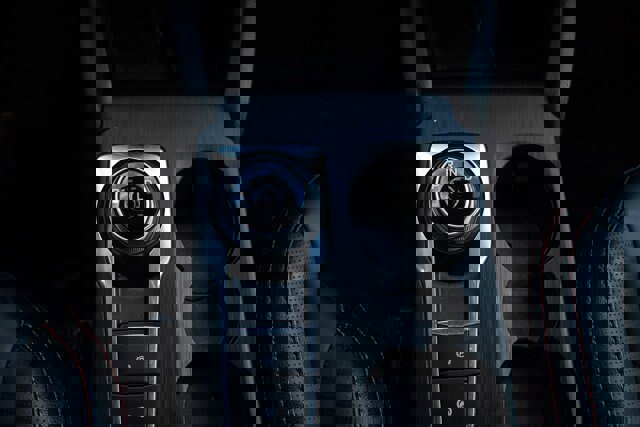 Certified 2025 Ford Escape ST-Line Elite w/ Premium Technology Package image 19