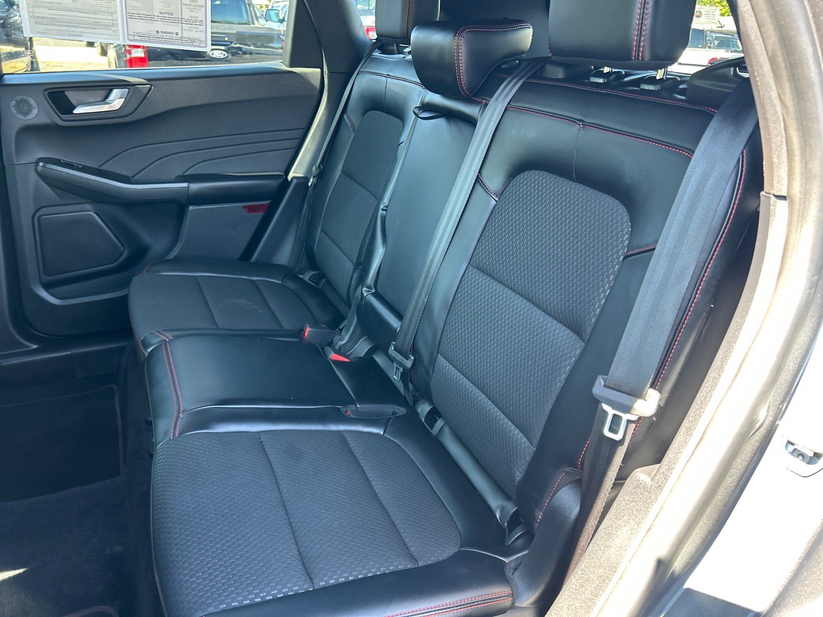 Certified 2023 Ford Escape ST-Line Select w/ Tech Pack #2 AWD/4WD image 9