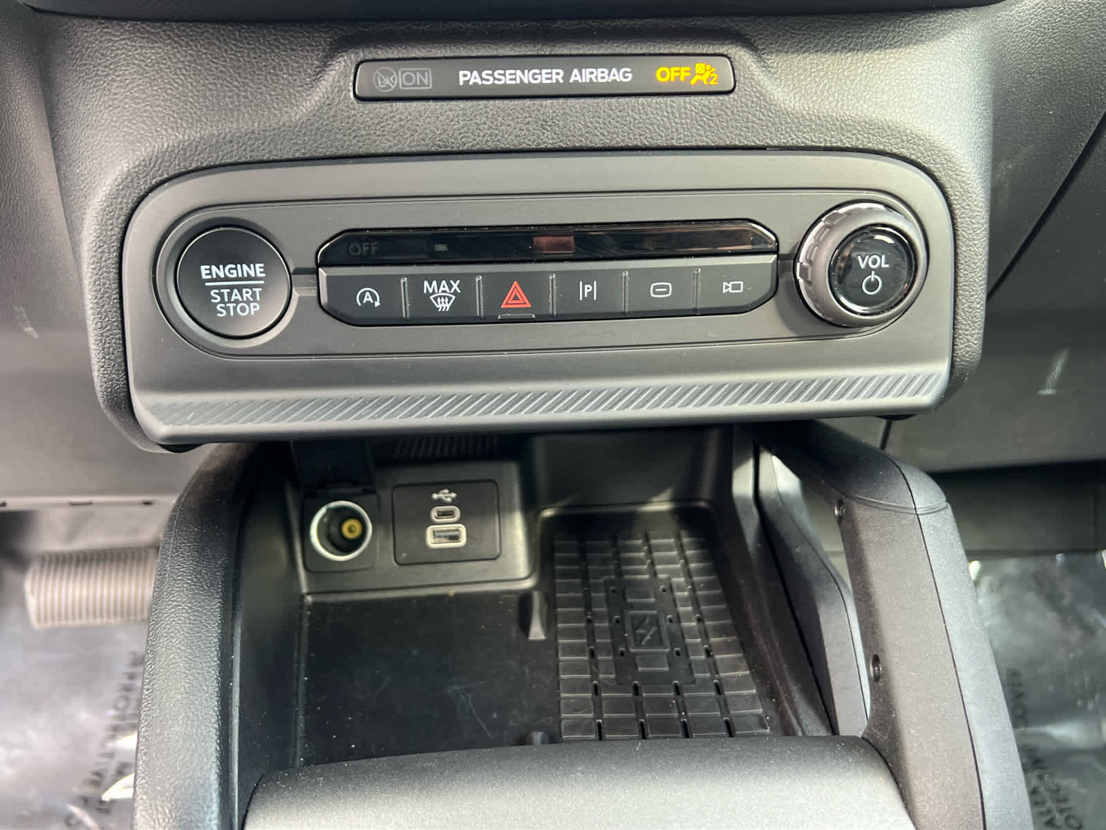 Certified 2025 Ford Bronco Sport Badlands AWD/4WD image 36