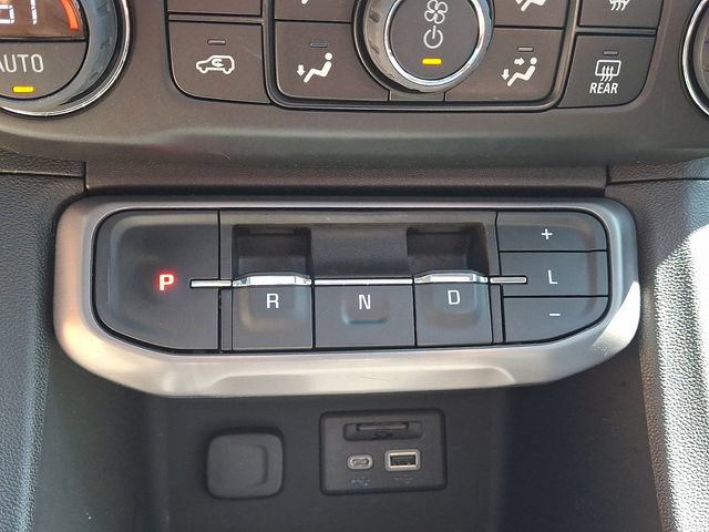 Used 2023 GMC Acadia AT4 w/ Technology Package AWD/4WD image 16