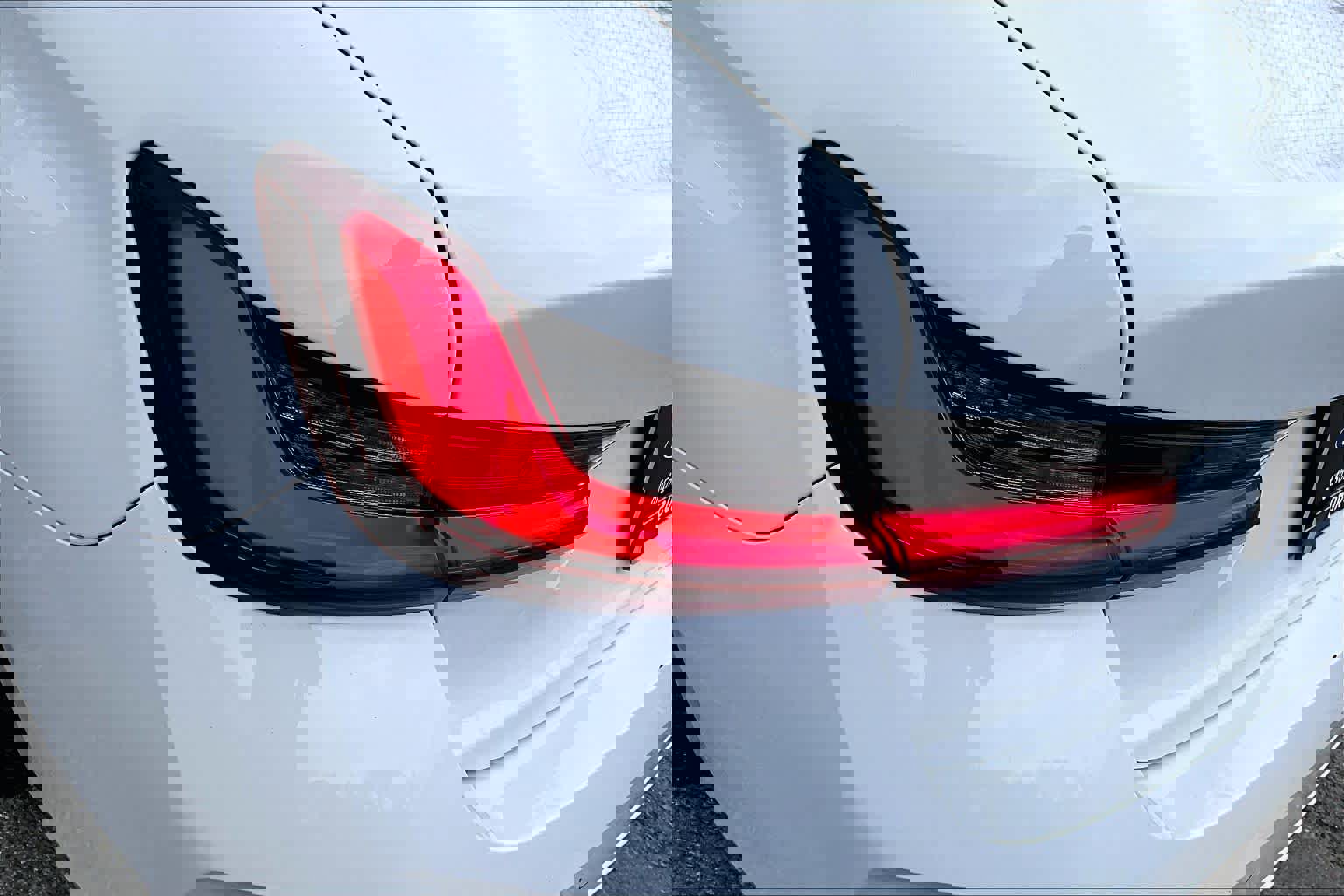 Used 2023 BMW 330i Sedan w/ Driving Assistance Package image 28