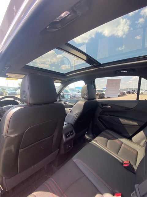 Used 2024 Chevrolet Equinox RS w/ LPO, Floor Liner Package FWD image 7