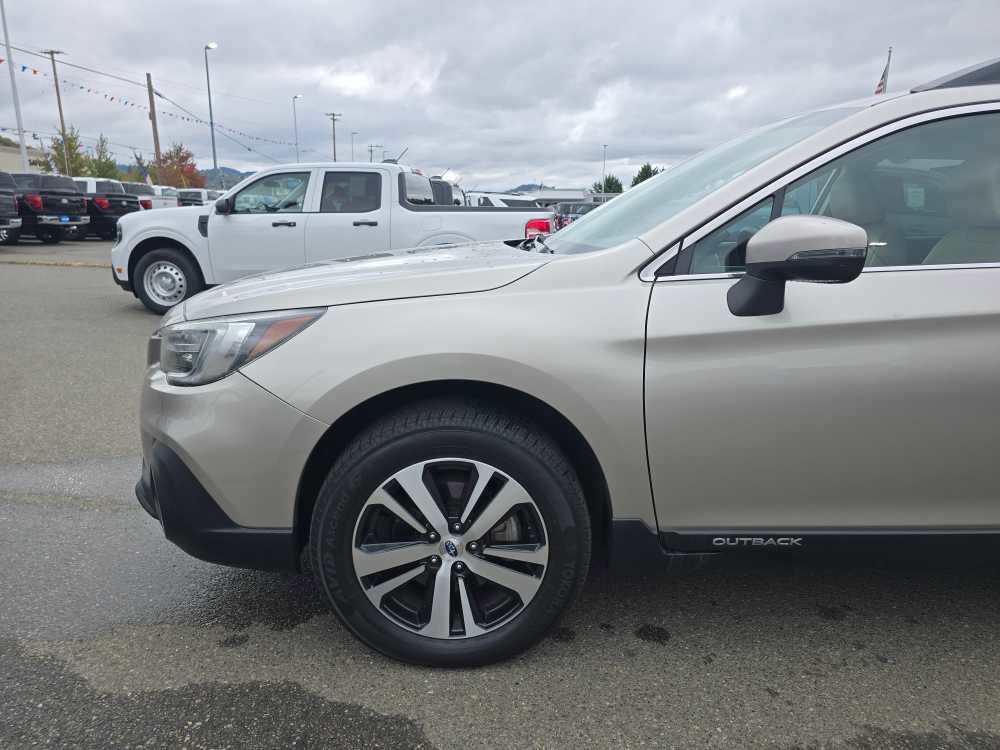 Used 2019 Subaru Outback 2.5i Limited image 18