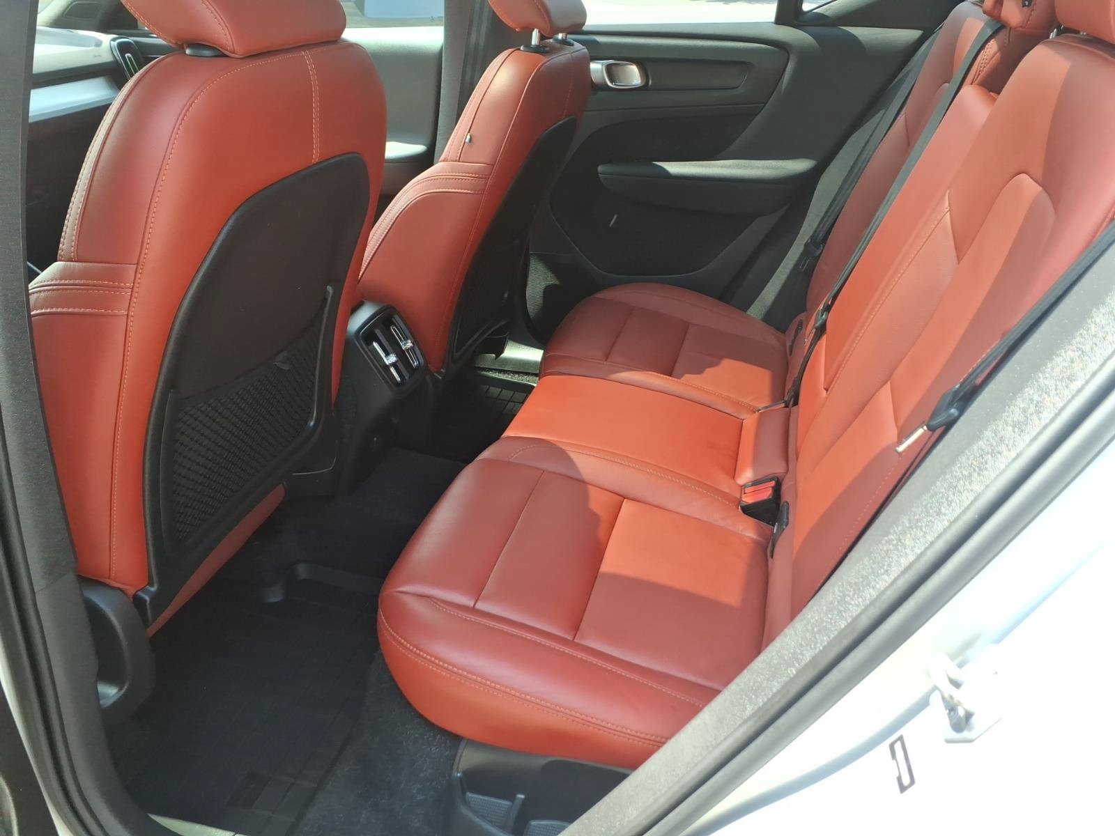 Used 2019 Volvo XC40 T5 Momentum AWD/4WD image 25