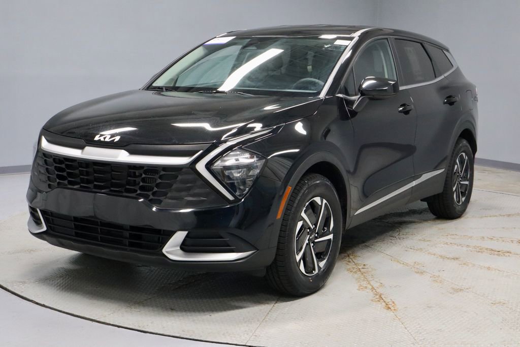 Used 2023 Kia Sportage LX AWD/4WD image 7