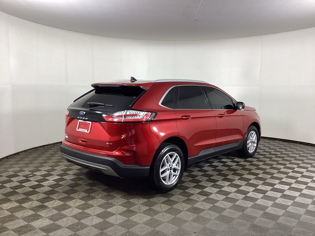 Certified 2024 Ford Edge SEL w/ Convenience Package AWD/4WD image 2