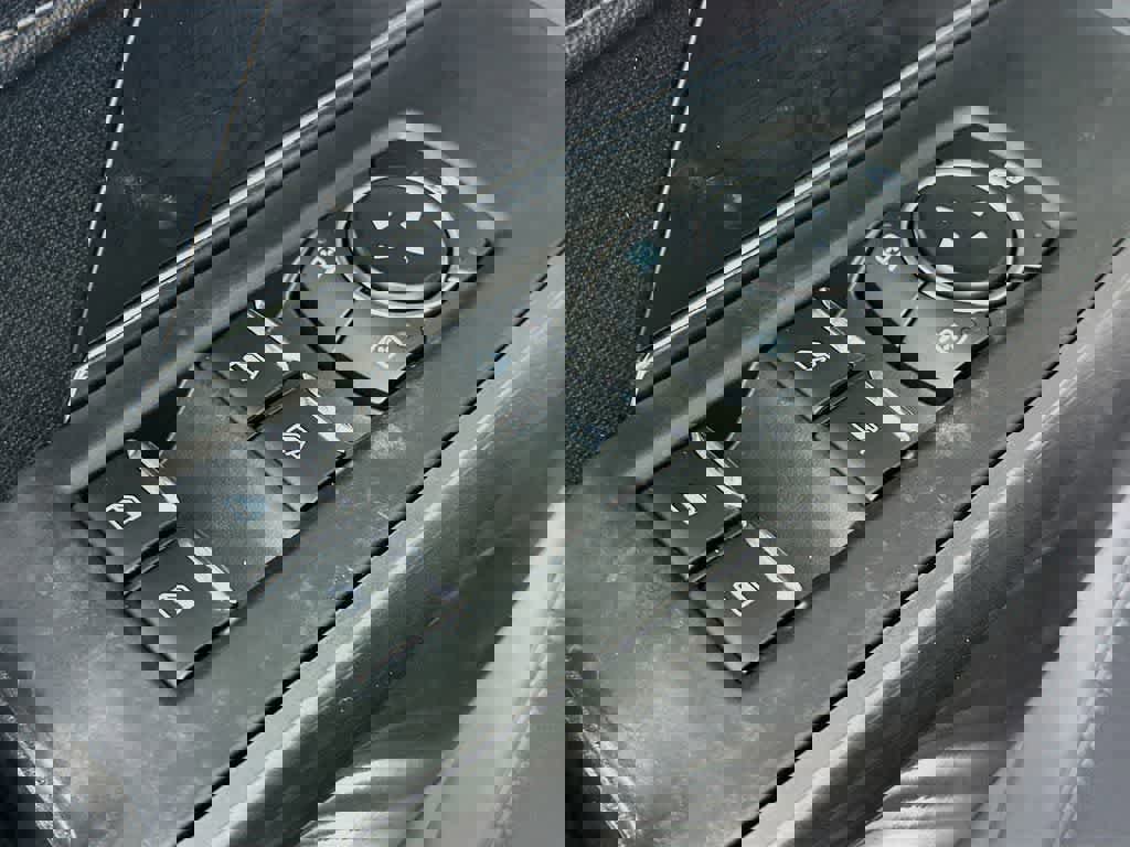 Certified 2022 Ford F150 XLT w/ Equipment Group 302A High image 30