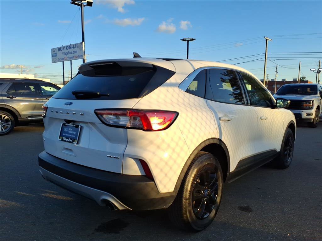 Certified 2022 Ford Escape SE w/ Convenience Package image 5