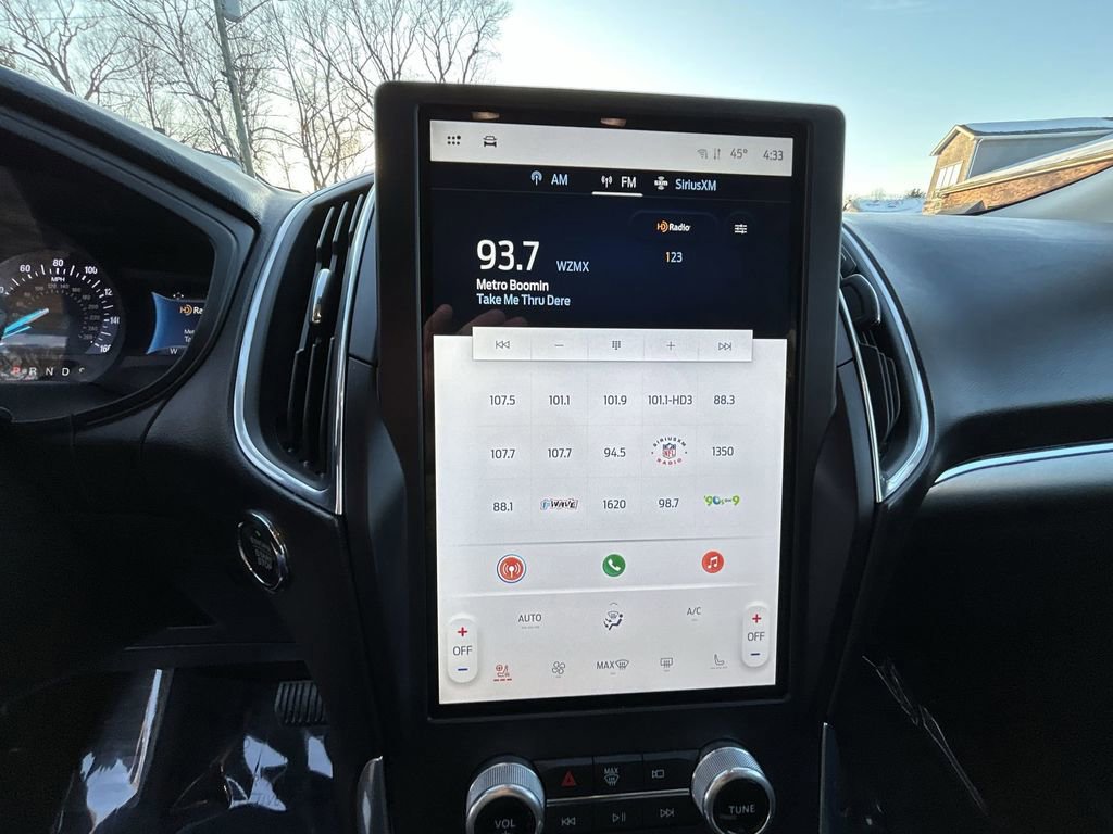 Certified 2022 Ford Edge Titanium image 16