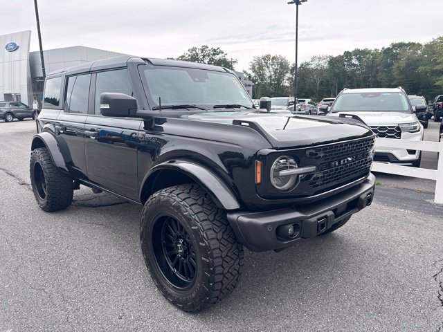 Certified 2022 Ford Bronco Badlands w/ Sasquatch Package AWD/4WD image 4