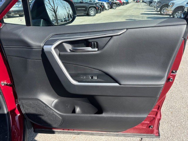 Used 2025 Toyota RAV4 Limited w/ Weather Package image 33