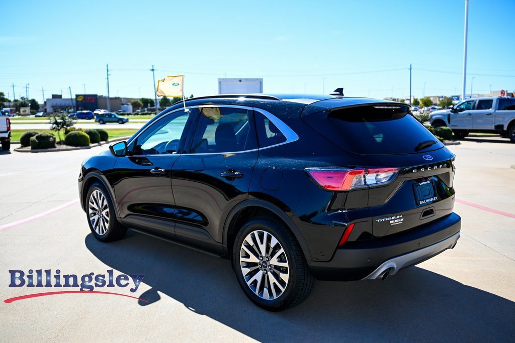 Certified 2021 Ford Escape Titanium image 3