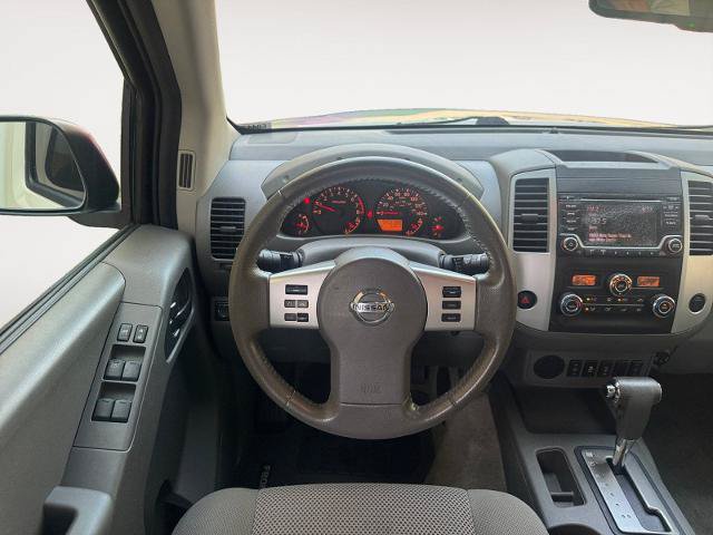 Used 2018 Nissan Frontier SV w/ Value Truck Package RWD image 12