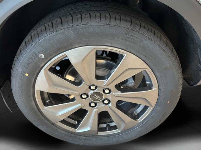 Certified 2024 Ford Escape Platinum AWD/4WD image 34