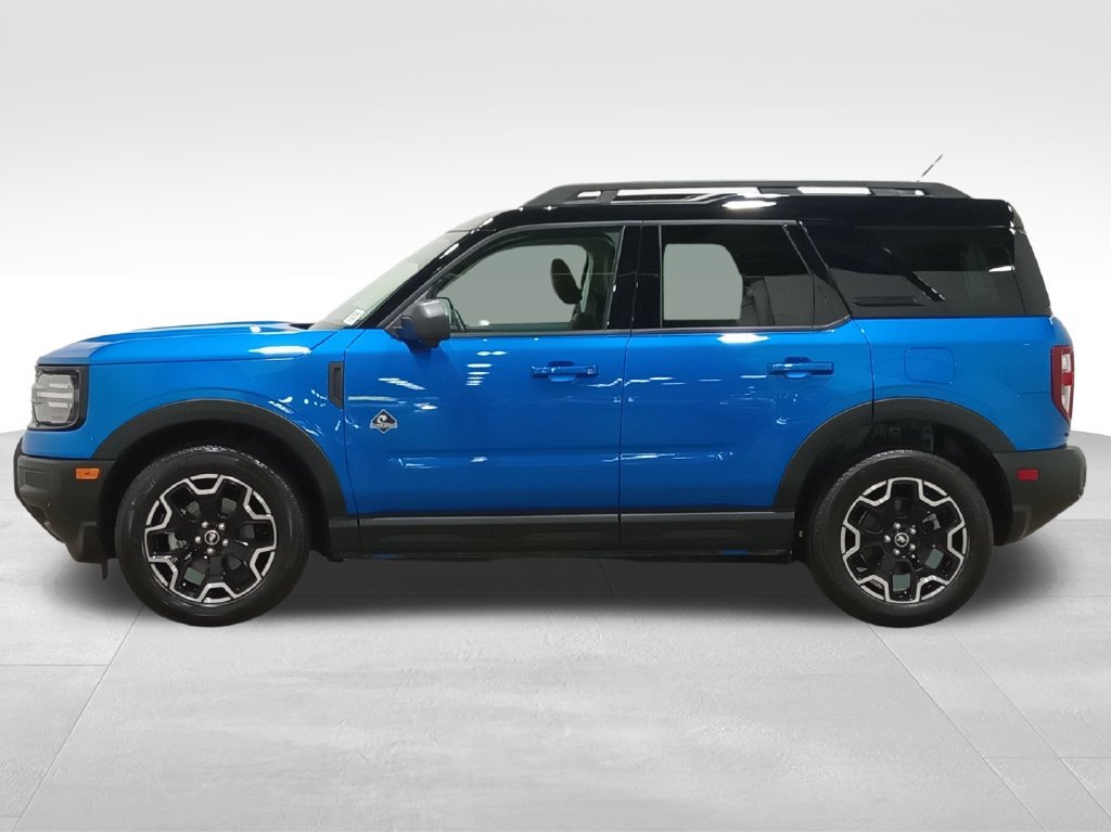 Certified 2025 Ford Bronco Sport Outer Banks w/ Outer Banks Tech Package+ AWD/4WD image 8