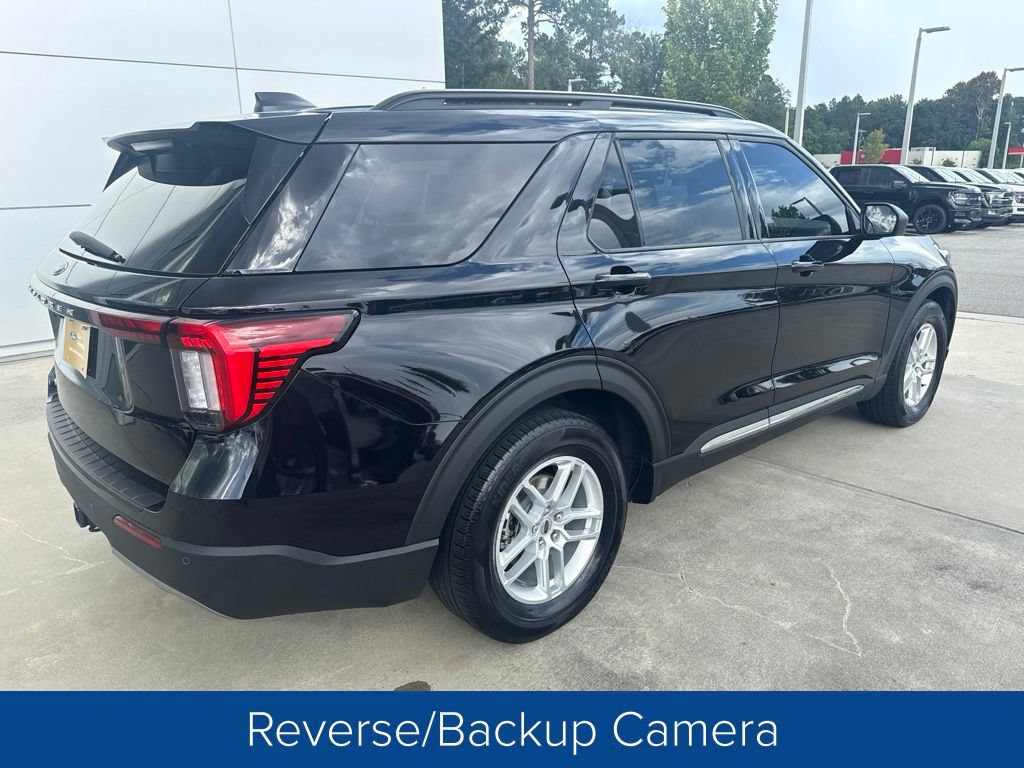 Certified 2025 Ford Explorer Active w/ Active Comfort Package RWD image 6