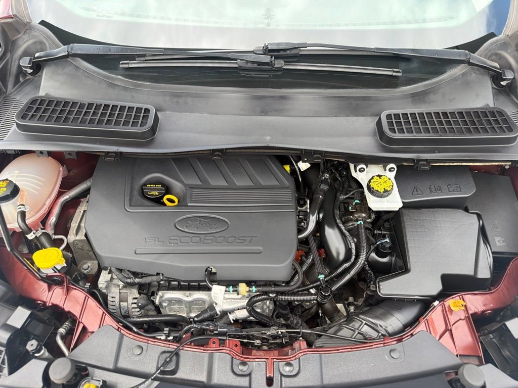 Certified 2018 Ford Escape SE w/ SE Sync 3 Package FWD image 36