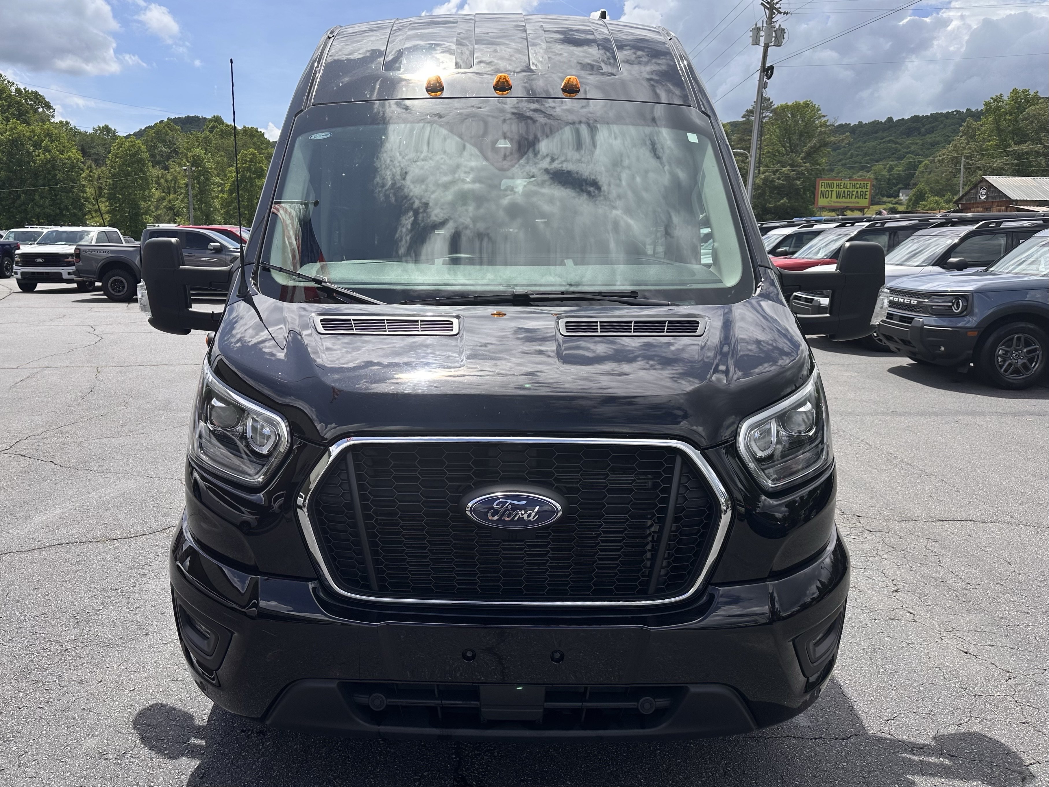Certified 2025 Ford Transit 350 XLT RWD image 3