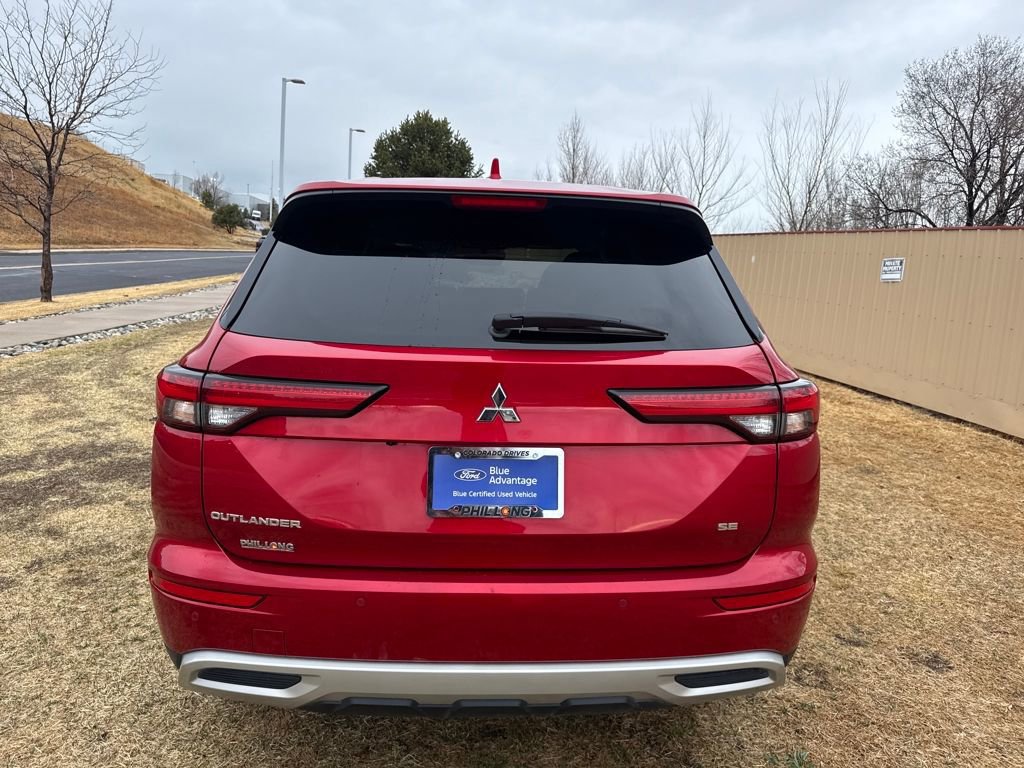 Used 2024 Mitsubishi Outlander SE image 4
