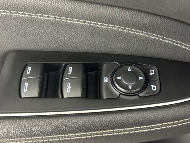 Used 2018 Buick Regal Essence w/ Driver Confidence Package #1 AWD/4WD image 28