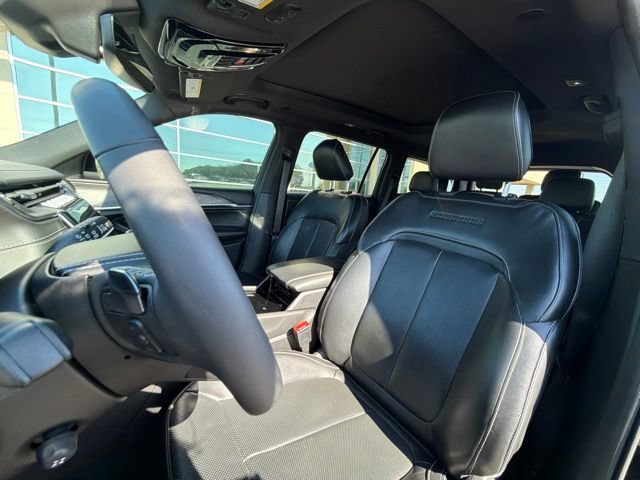 Used 2023 Jeep Grand Cherokee L Overland AWD/4WD image 11
