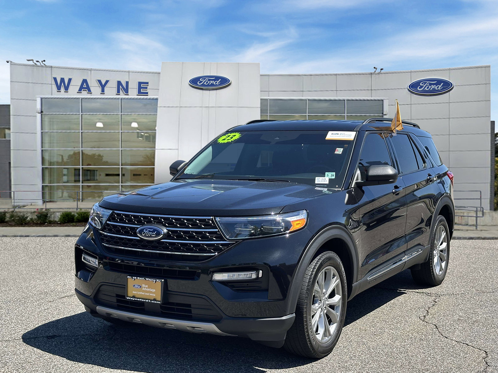 Certified 2023 Ford Explorer XLT w/ Equipment Group 202A AWD/4WD image 2