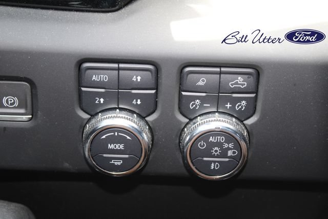 Used 2023 GMC Sierra 1500 AT4 w/ AT4 Premium Package AWD/4WD image 23