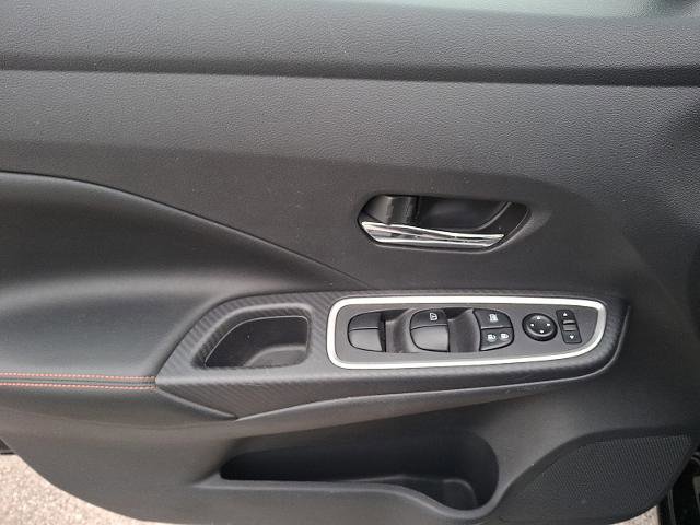 Used 2023 Nissan Versa SR w/ Trunk Package image 12