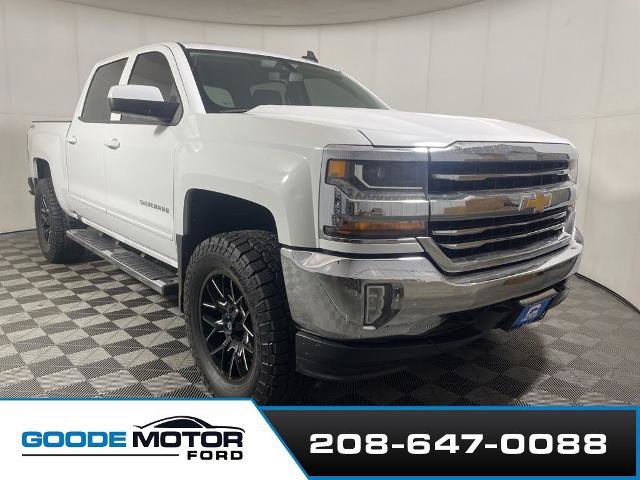 Used 2017 Chevrolet Silverado 1500 LT w/ True North Edition AWD/4WD image 2
