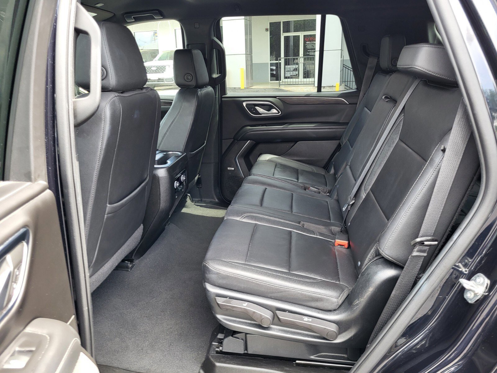 Used 2023 Chevrolet Tahoe LT image 17