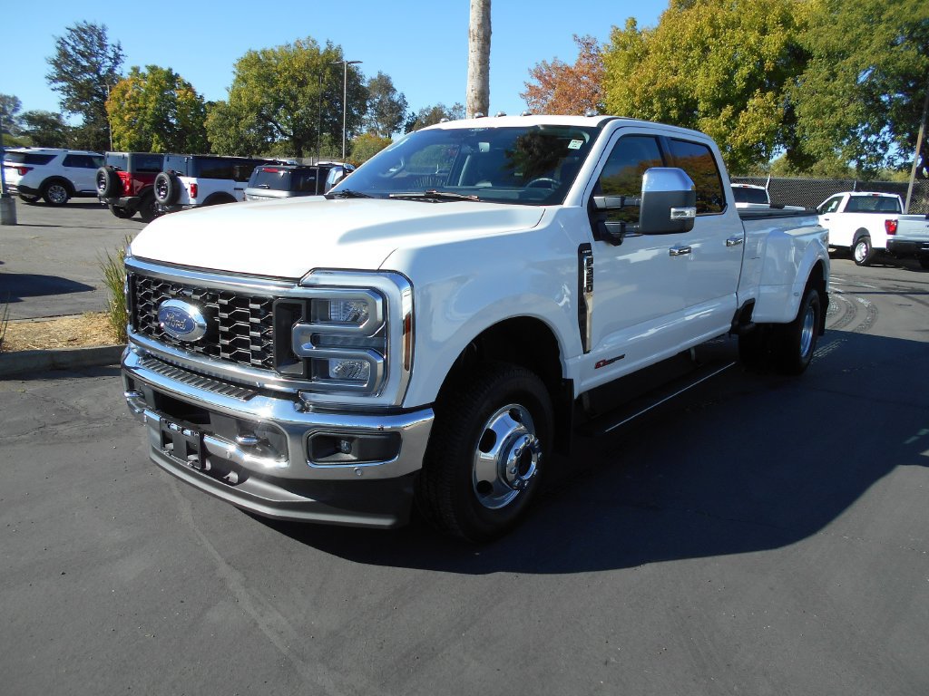 Certified 2024 Ford F350 Lariat w/ Lariat Ultimate Package AWD/4WD image 1