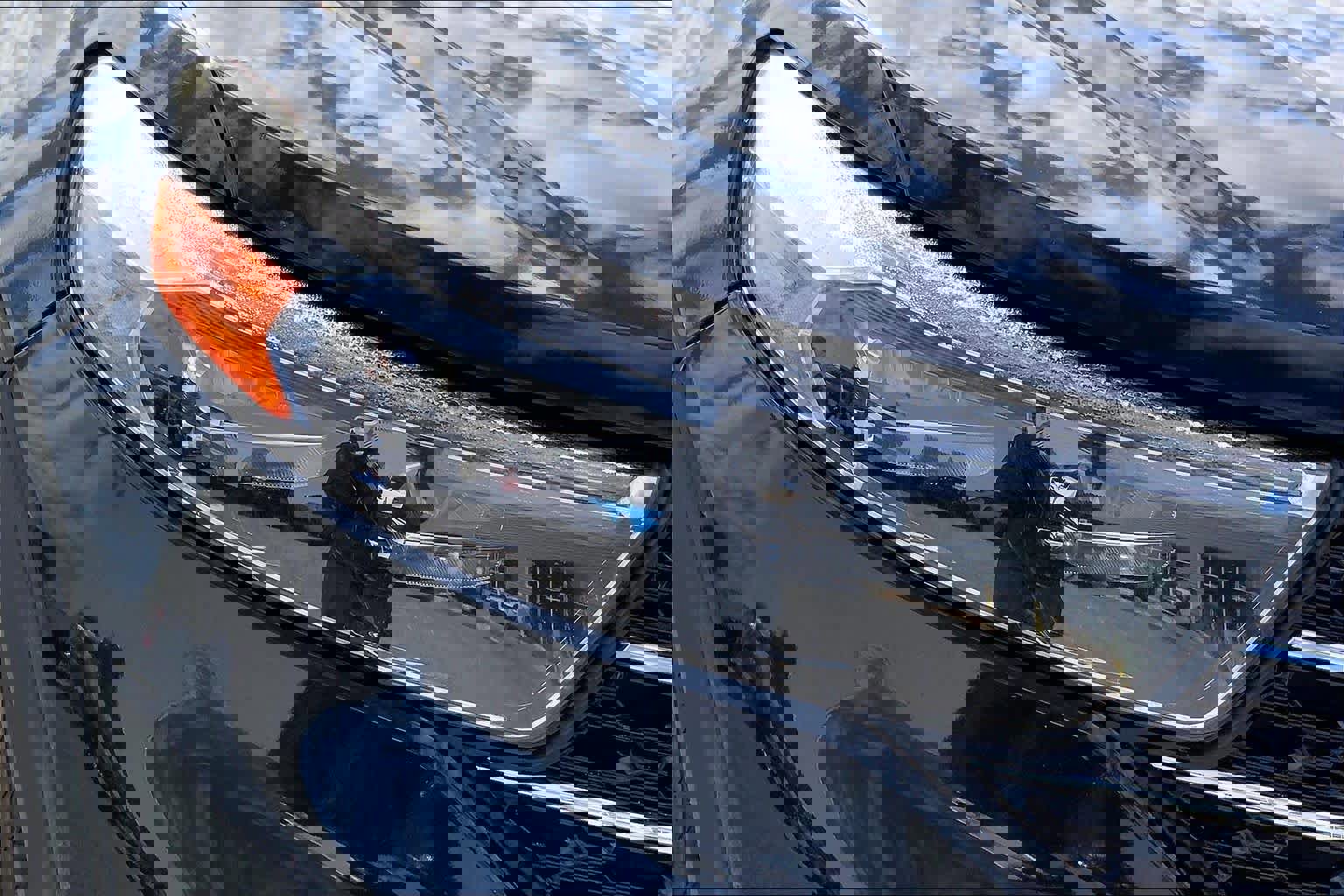 Certified 2020 Ford Explorer XLT w/ Comfort Package image 27