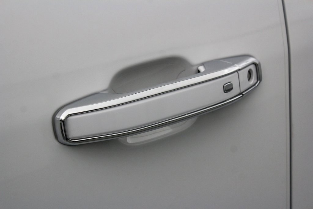 Used 2025 Chevrolet Silverado 3500 LT w/ Texas Edition image 14