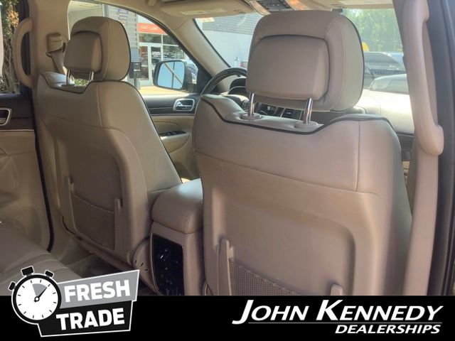 Used 2018 Jeep Grand Cherokee Overland AWD/4WD image 28