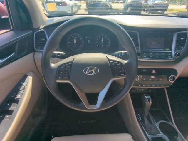 Used 2017 Hyundai Tucson Sport FWD image 17