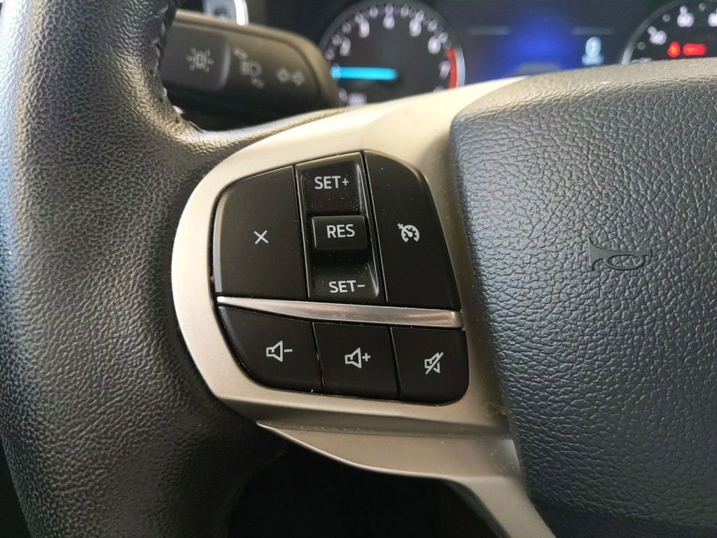 Certified 2023 Ford Explorer XLT w/ Equipment Group 202A AWD/4WD image 17