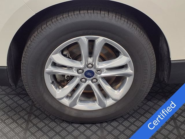 Certified 2018 Ford Edge SEL w/ Canadian Touring Package AWD/4WD image 29