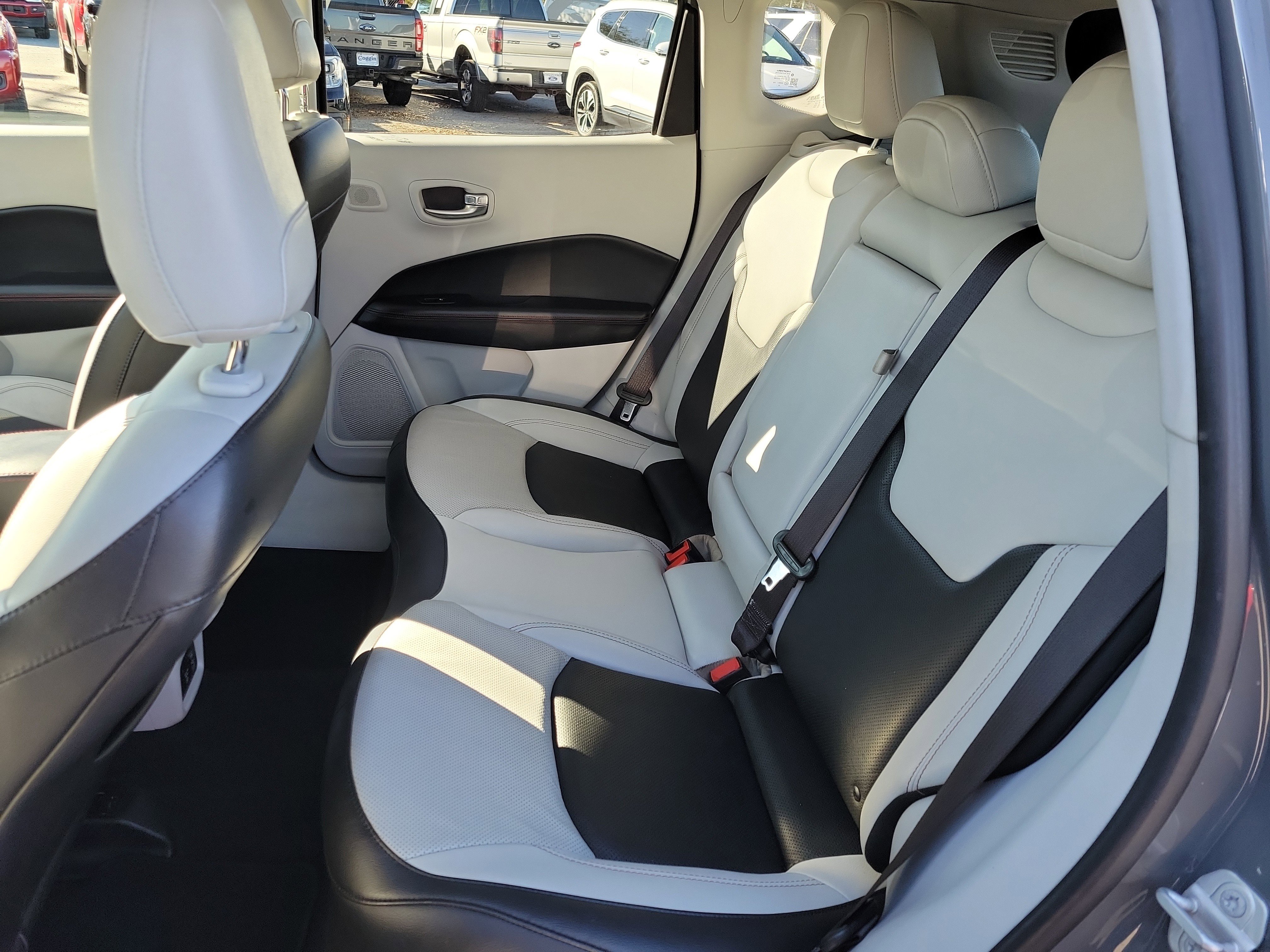 Used 2021 Jeep Compass Limited w/ Sun and Sound Group image 22