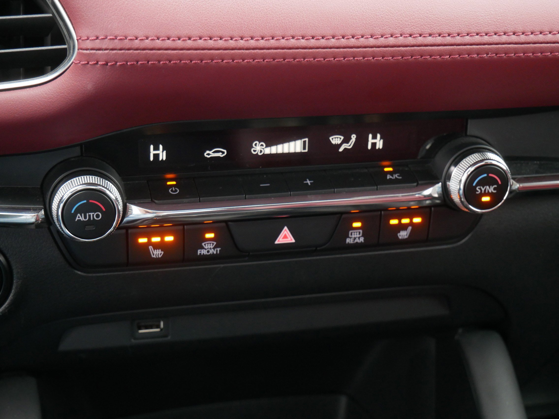 Used 2021 MAZDA MAZDA3 s image 23