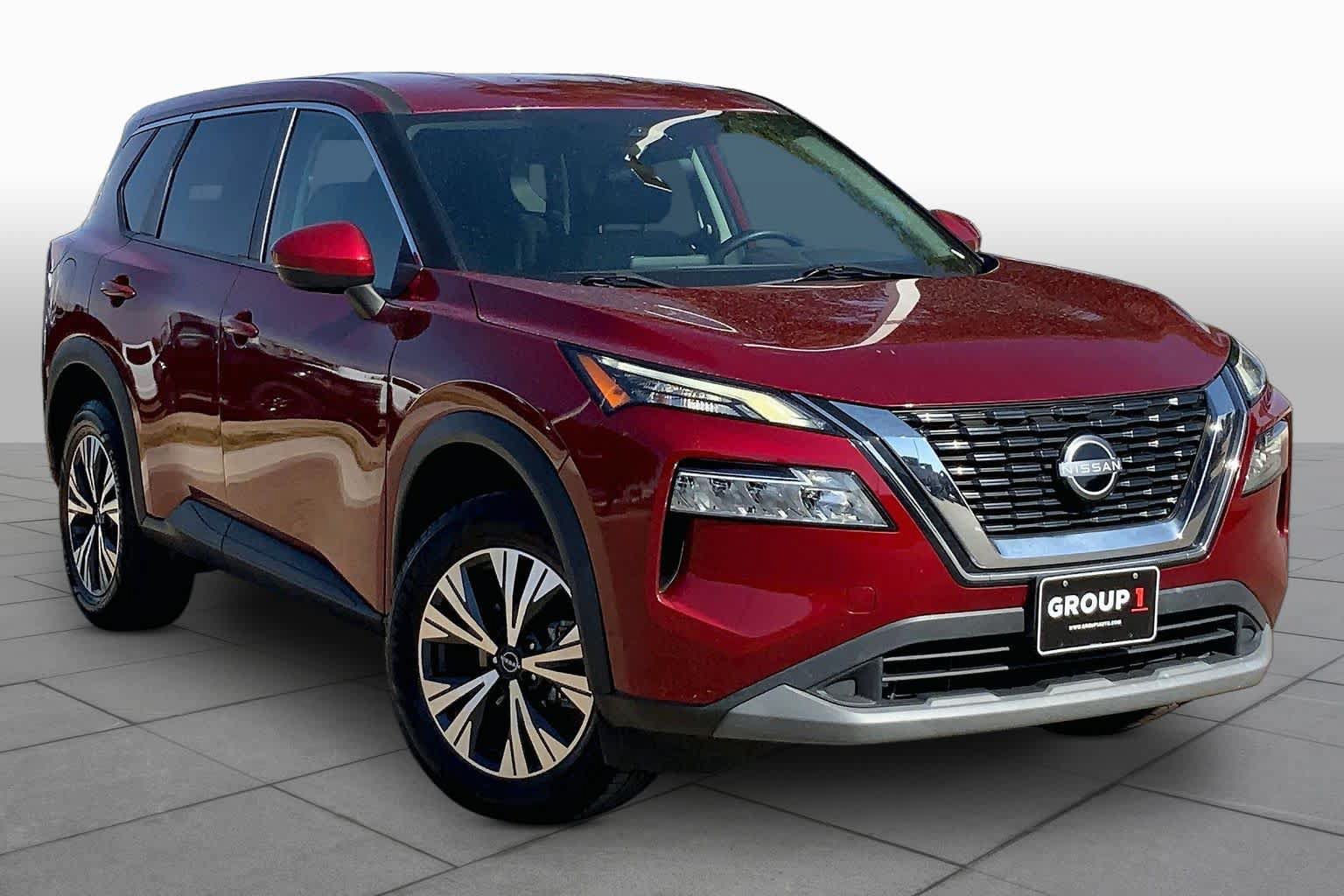 Used 2022 Nissan Rogue SV FWD image 3