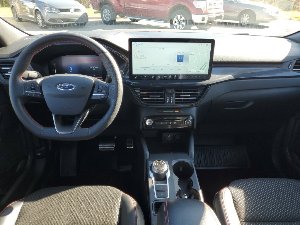Certified 2024 Ford Escape ST-Line w/ Tech Pack #1 AWD/4WD image 18