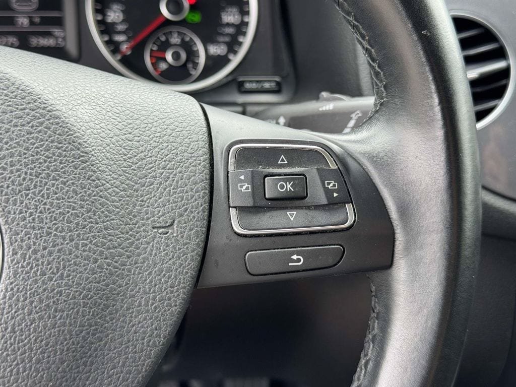 Used 2018 Volkswagen Tiguan Limited w/ Premium Package FWD image 12