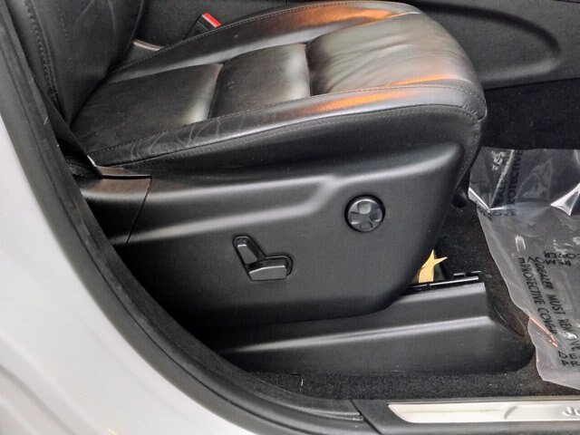 Used 2021 Jeep Grand Cherokee Limited AWD/4WD image 25
