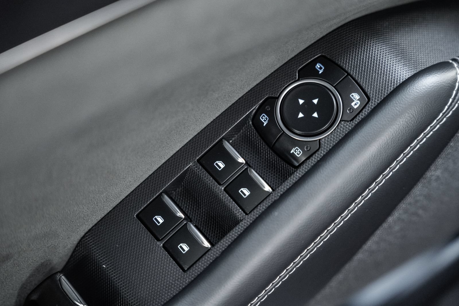 Certified 2025 Ford Mustang Mach-E GT AWD/4WD image 38