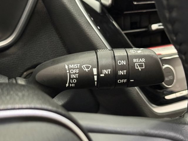 Used 2023 Toyota Corolla Cross XLE w/ Convenience Package AWD/4WD image 20