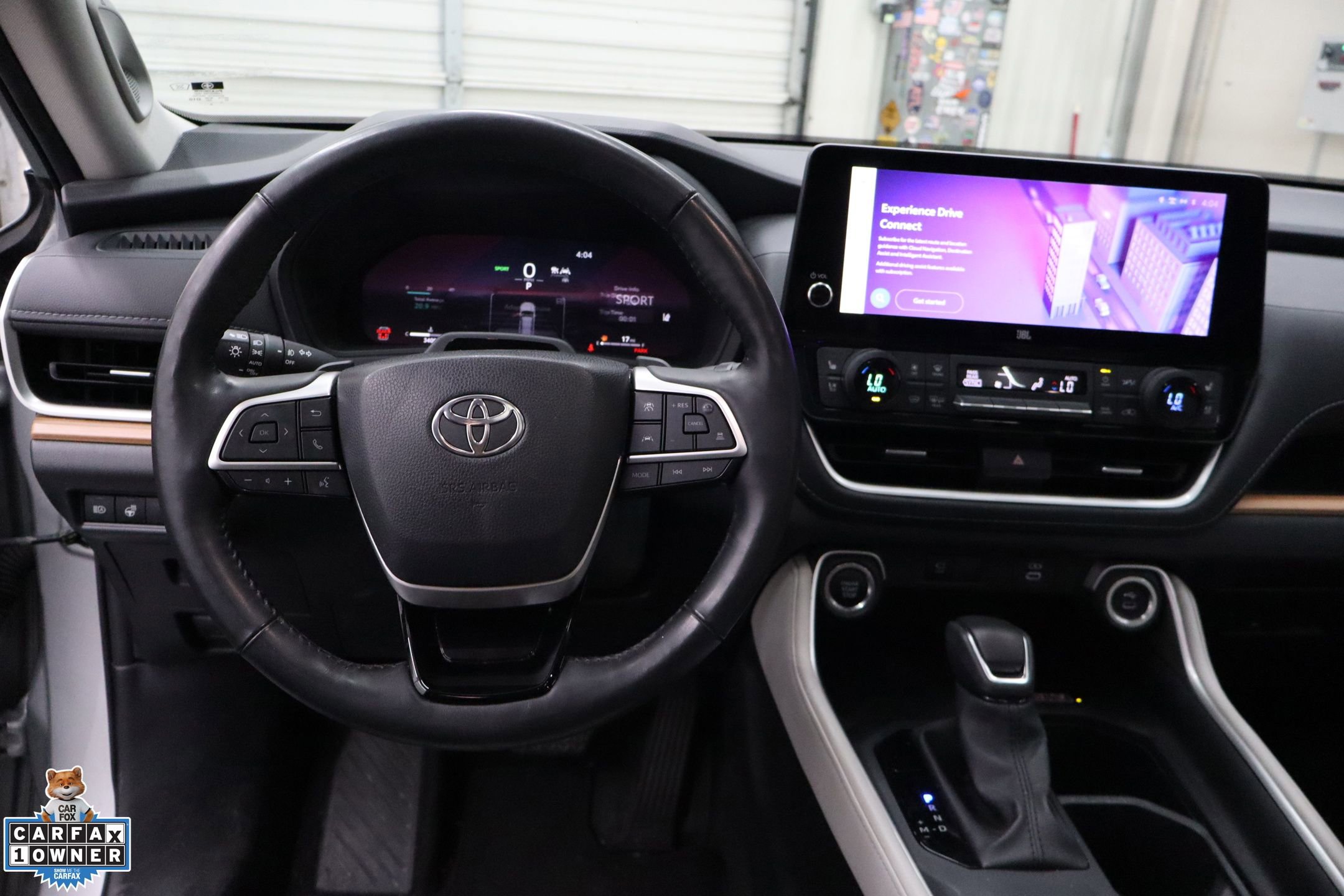 Used 2024 Toyota Grand Highlander AWD image 18