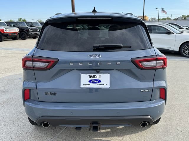 Certified 2023 Ford Escape ST-Line Elite w/ Premium Technology Package AWD/4WD image 4